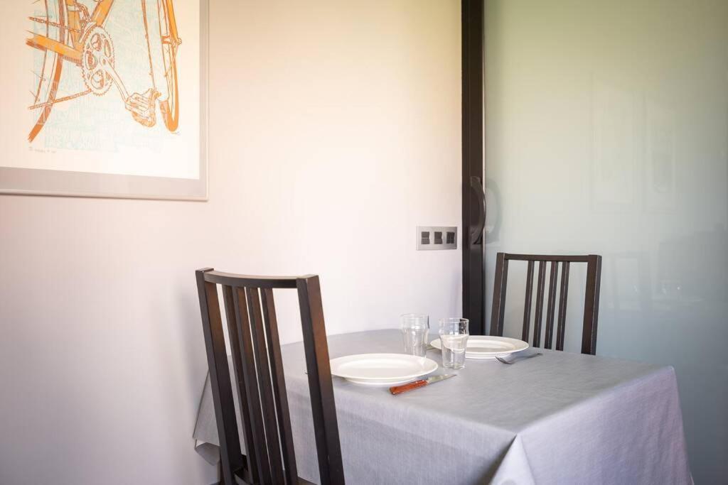 Ferienwohnung Apartamento Soleado, Aparcamiento Gratuito, A Pie Del Centro Oviédo Exterior foto